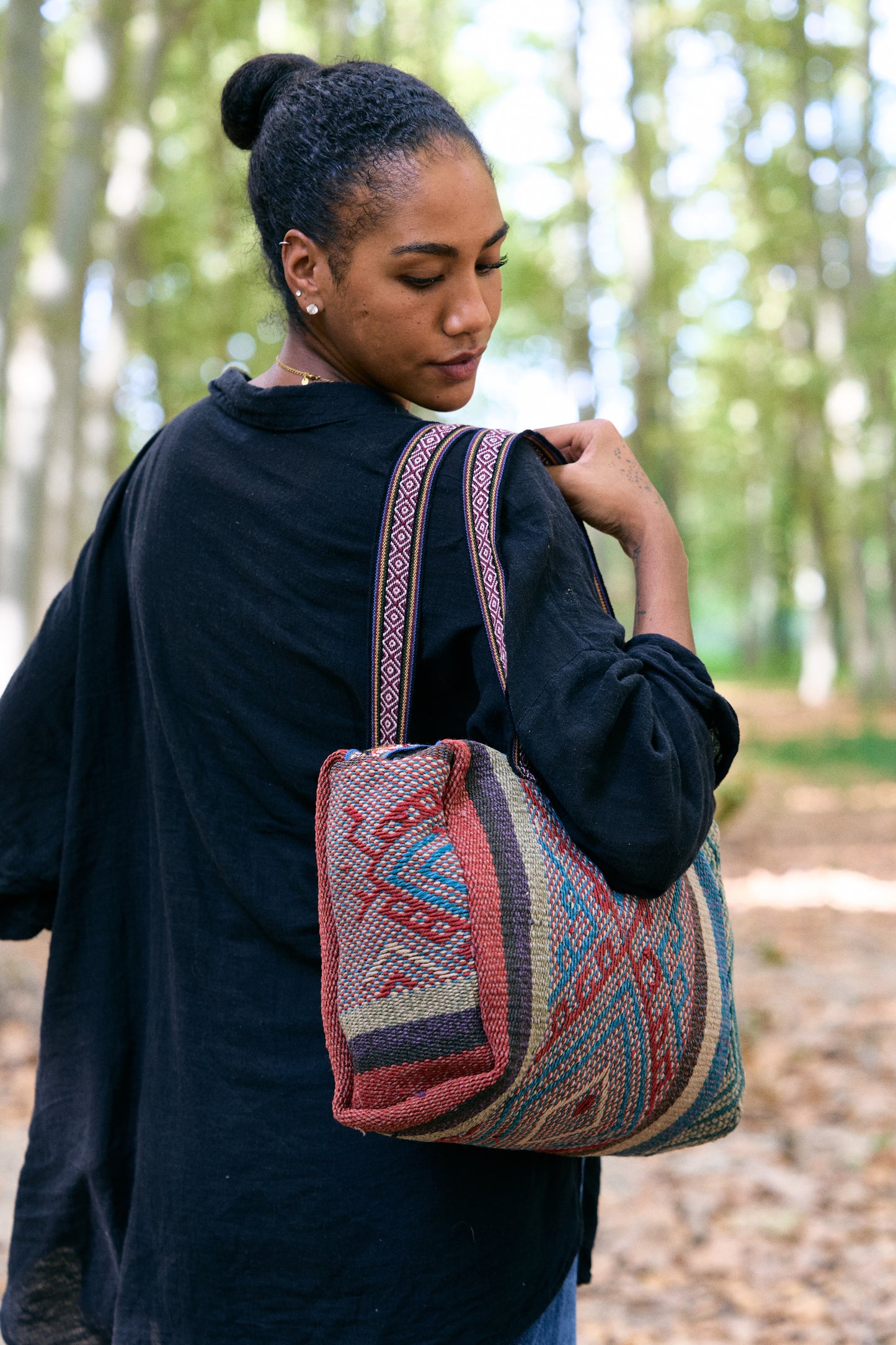 Geometric Pattern Shoulder Bag