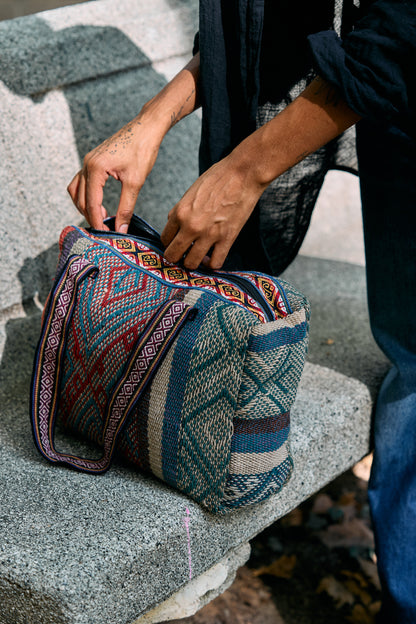 Geometric Pattern Shoulder Bag