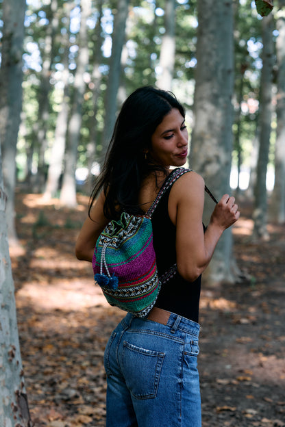 Medium Peruvian crossbody bag